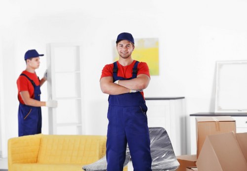 Accepted payment methods for Man With A Van Manor House
