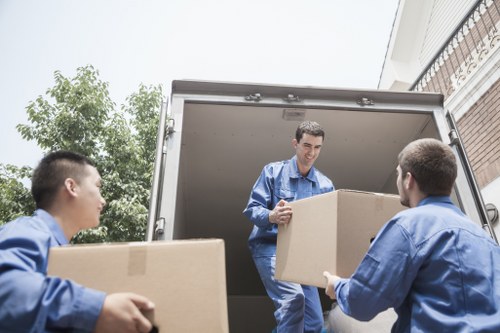 Moving team handling access challenges in a London flat