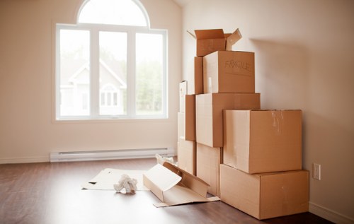 Moving support for flats and homes near Manor House