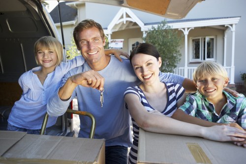 Van-based removals service for homes and businesses in Manor House