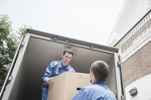 Commercial packing and unpacking support for a local business move
